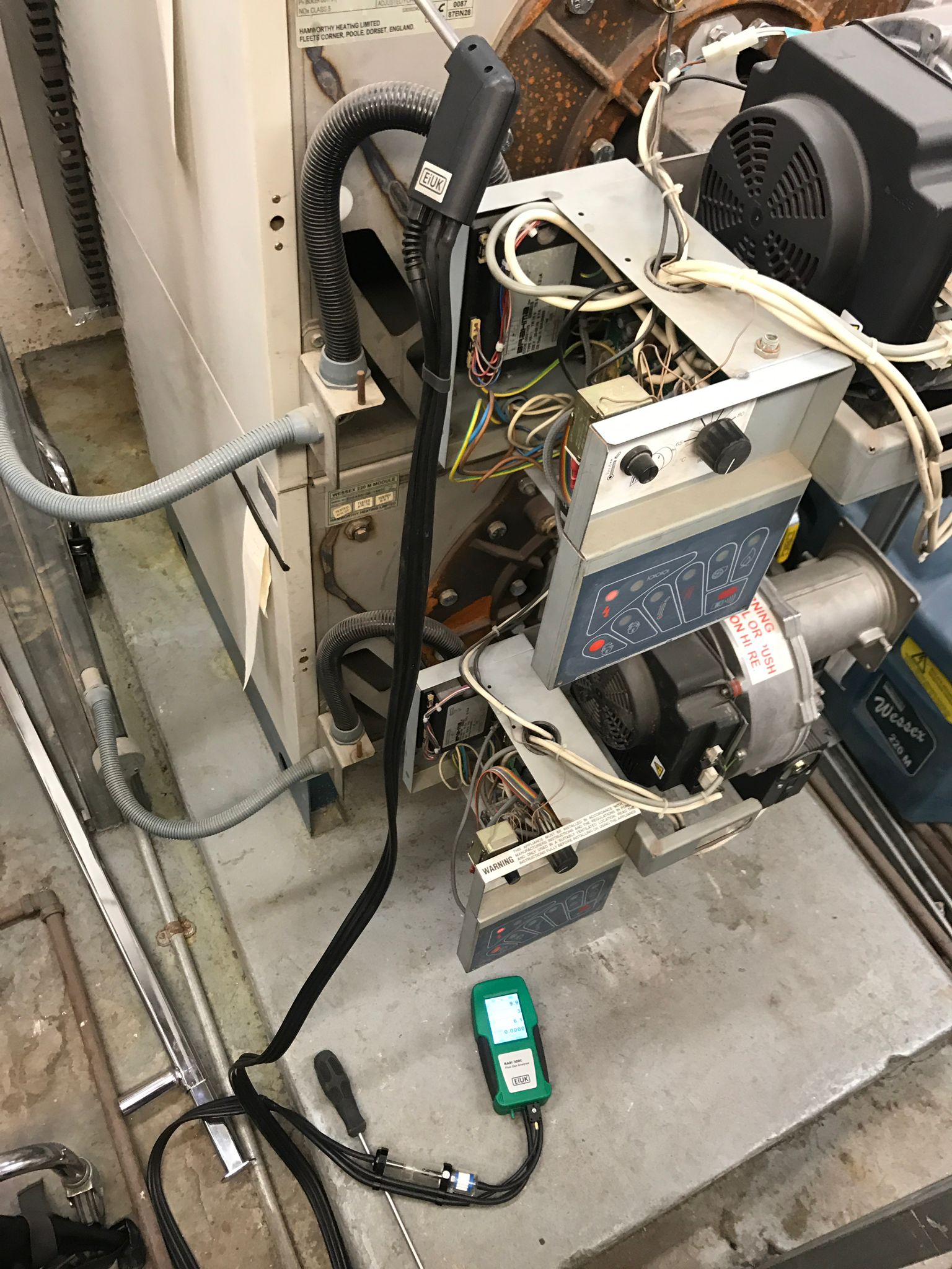 gas safe registered engineer near me Herne Hill, SE24